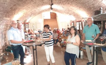 Preisträger des Blumenschmuckwettbewerbs 2021 für erfolgreiche Teilnahme geehrt