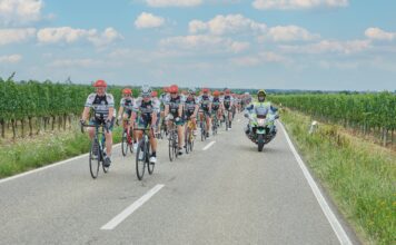 Große Spendenbereitschaft – VOR-TOUR der Hoffnung radelte drei Tage durch die Pfalz