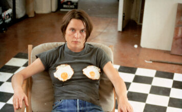 Frauen-Sommer-Kunst-Tour, die Dritte: Auf zur Ausstellung „Sense of human“ von Sarah Lucas – Provozierende Kunstinstallationen in Mannheim zu sehen
