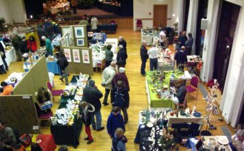 Edenkoben: Kaffeeausschank bei der Kunsthandwerkerausstellung im Kurpfalzsaal – Besetzung gesucht
