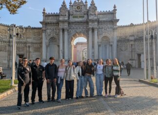 Zwischen Basaren, Baklava und neuen Freunden – das Erasmus-Abenteuer des Gymnasiums Edenkoben in Istanbul