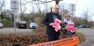 Weihnachten nicht immer friedlich: Hilfetelefon für von Gewalt betroffene Frauen auch über die Feiertage geschaltet