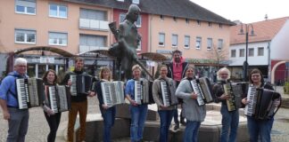 Zur Erinnerung: Akkordeon-Ensemble der Kreismusikschule SÜW feiert am 19. April 40-jähriges Bestehen bei Jubiläumskonzert
