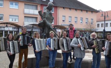 Zur Erinnerung: Akkordeon-Ensemble der Kreismusikschule SÜW feiert am 19. April 40-jähriges Bestehen bei Jubiläumskonzert
